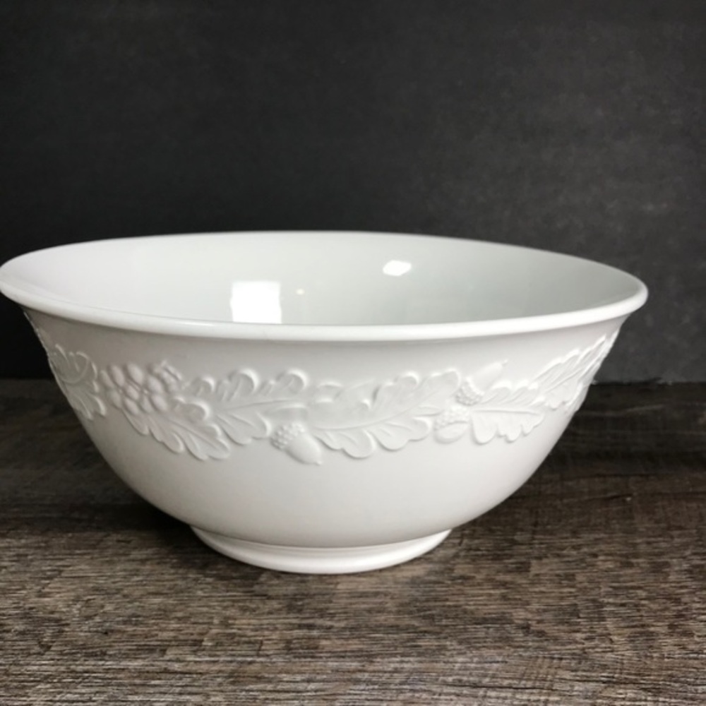 Large serving bowl‎ Martha Stewart Acorn leaf MSE collectible acorns leaves